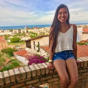 Meet your Posher, Holly